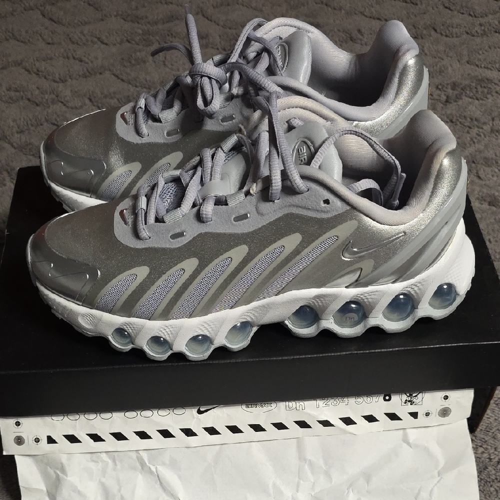Nike Kids Metallic Gray Sneakers